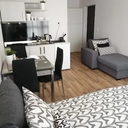 Cascadas Family - Private Appartement Slantchev Briag
