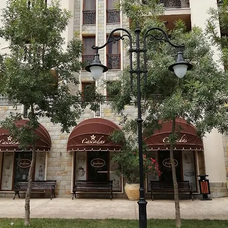 Cascadas Family - Private ساني بيتش